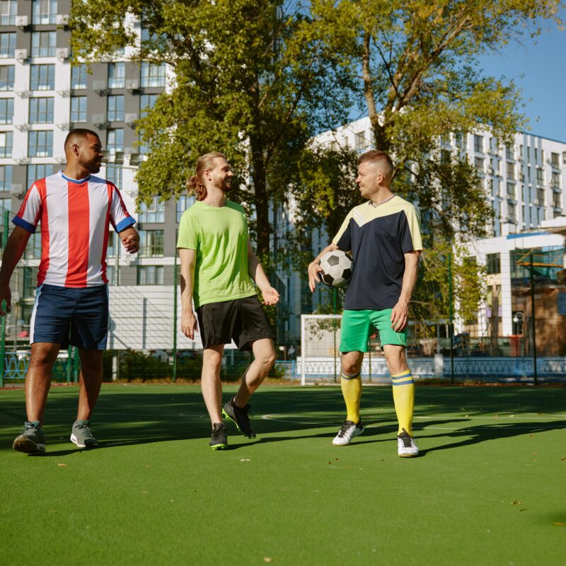 Footballer recovering from knee dislocation through physiotherapy